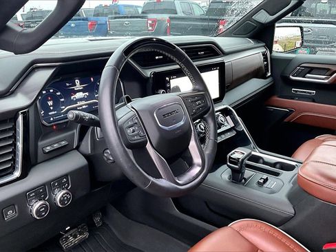 Used 2024 GMC Sierra 1500 Denali Ultimate image 14