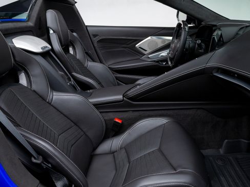 Used 2024 Chevrolet Corvette Z06 image 24