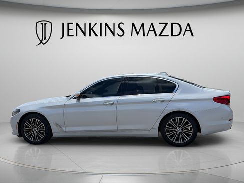 Used 2017 BMW 530i xDrive AWD/4WD image 4