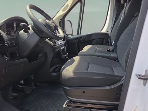 Used 2023 RAM ProMaster 2500 w/ Interior LED Lighting Group FWD image 9