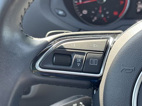 Used 2018 Audi Q3 2.0T Premium Plus AWD/4WD image 17