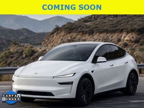 Used 2023 Tesla Model Y 2WD image 1