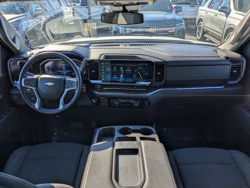 Used 2025 Chevrolet Silverado 1500 LT image 16