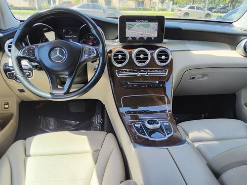 Used 2017 Mercedes-Benz GLC 300 image 40