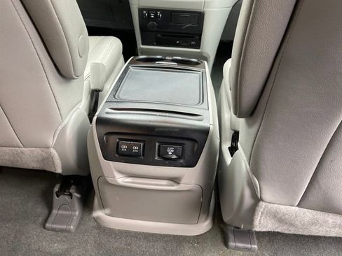 Used 2019 Toyota Sienna XLE Premium image 37