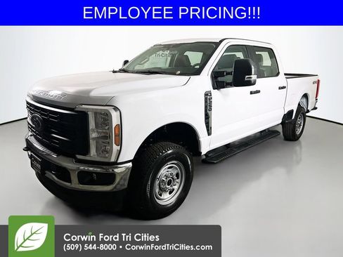 New 2026 Ford F250 XL w/ XL Chrome Package AWD/4WD image 5