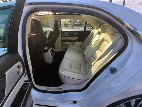 Used 2020 Lincoln Continental Black Label image 30