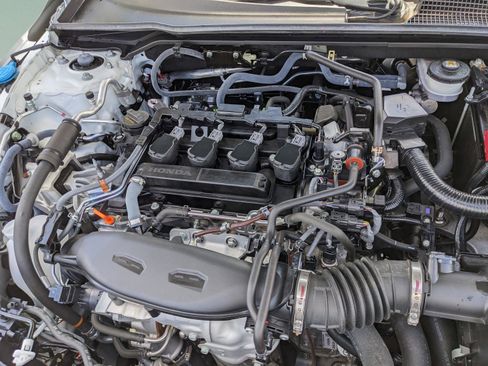 Used 2024 Honda Civic EX-L image 10