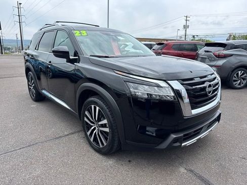Certified 2023 Nissan Pathfinder Platinum AWD/4WD image 3