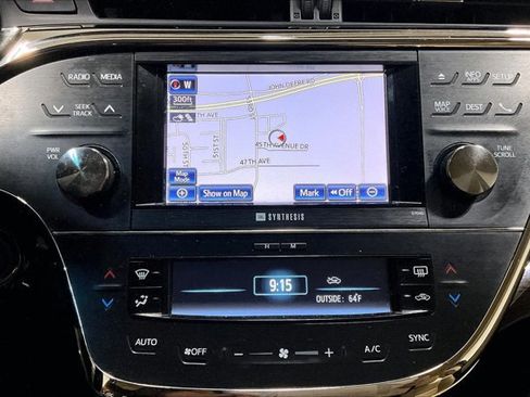 Used 2013 Toyota Avalon Limited FWD image 32
