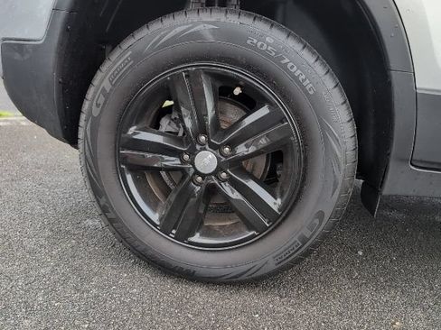 Used 2017 Chevrolet Trax LS AWD/4WD image 9