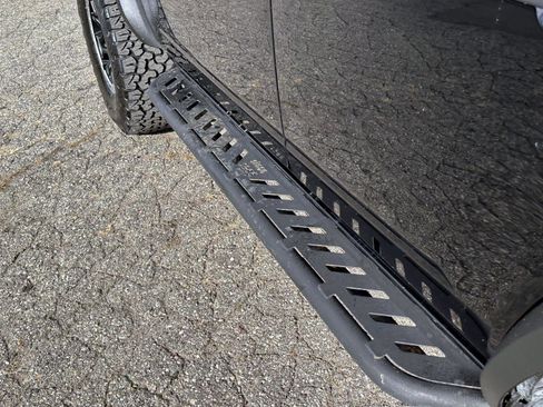 Used 2022 Ford Bronco Base image 10