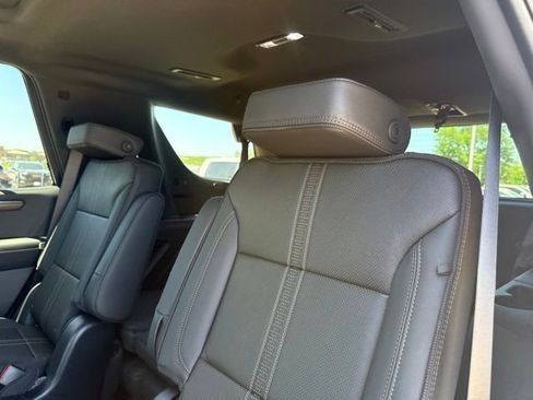 New 2026 Chevrolet Tahoe High Country w/ Sun And Tow Package AWD/4WD image 37
