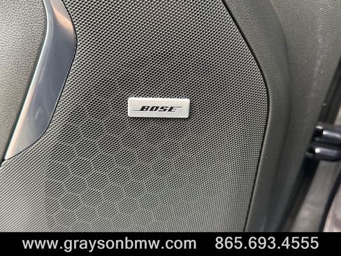 Used 2022 Chevrolet Tahoe Z71 w/ Luxury Package AWD/4WD image 17