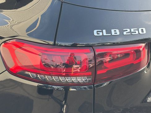 Certified 2023 Mercedes-Benz GLB 250 image 34