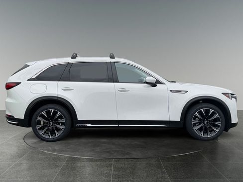 Used 2024 MAZDA CX-90 Plug-In Hybrid w/ Premium Pkg AWD/4WD image 10