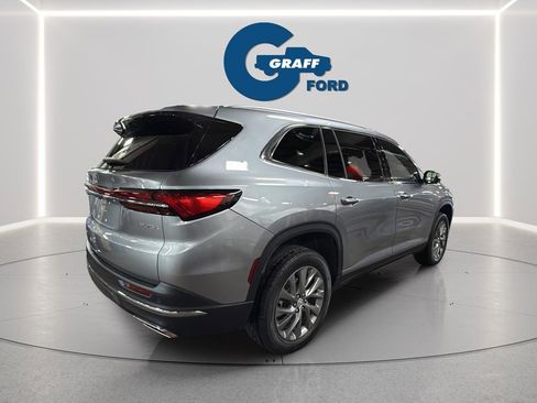 Used 2026 Buick Enclave Preferred AWD/4WD image 5