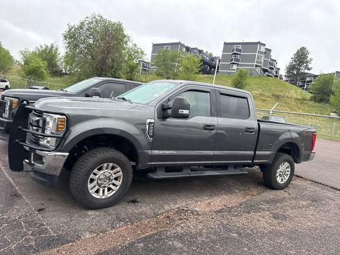 Used 2019 Ford F250 XLT w/ XLT Value Package AWD/4WD image 5