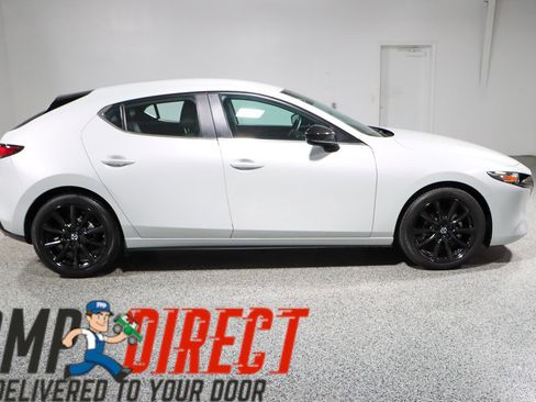 Used 2024 MAZDA MAZDA3 s image 6