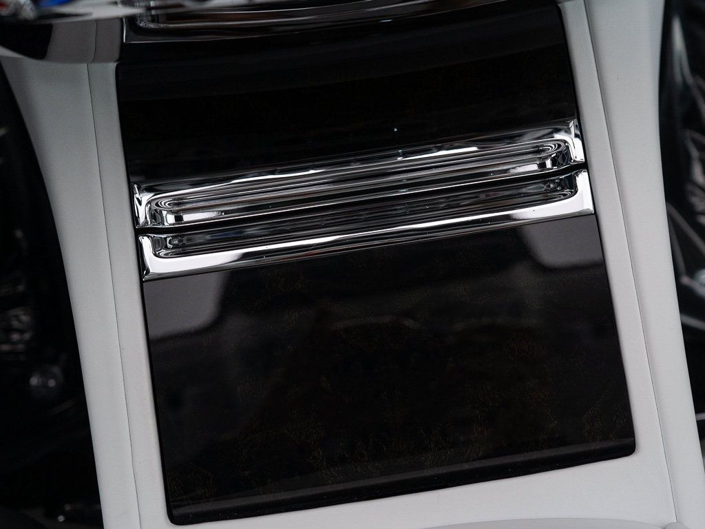 Certified 2023 Rolls-Royce Phantom Sedan RWD image 42