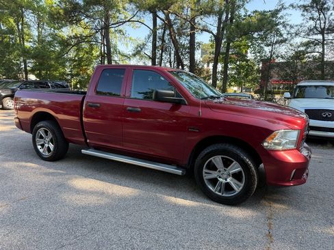 Used 2015 RAM 1500 Express AWD/4WD image 4