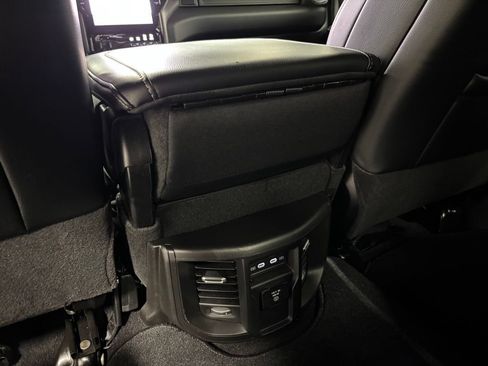 Used 2026 RAM 2500 Laramie AWD/4WD image 45