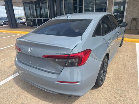 Used 2024 Honda Civic Sport image 7