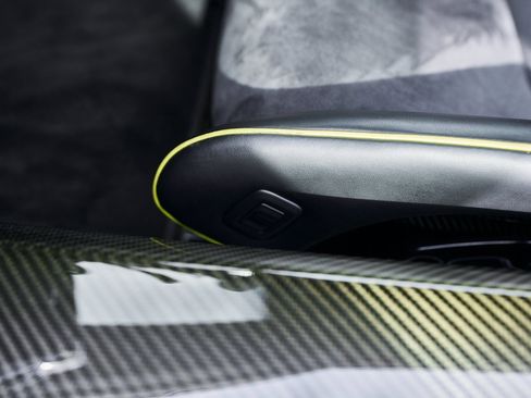 Used 2015 Porsche 918 Spyder w/Weissach Package image 52