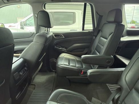 Used 2018 GMC Yukon Denali w/ Denali Ultimate Package AWD/4WD image 8