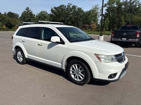 Used 2017 Dodge Journey SXT w/ Comfort/Convenience Group AWD/4WD image 7