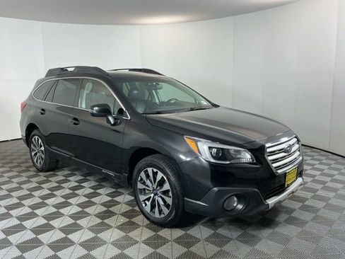 Used 2016 Subaru Outback 2.5i Limited AWD/4WD image 3