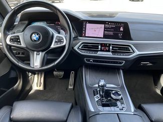 Used 2021 BMW X7 M50i AWD/4WD video 3