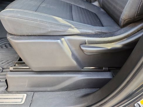 Used 2020 Chevrolet Silverado 1500 LT Trail Boss image 18