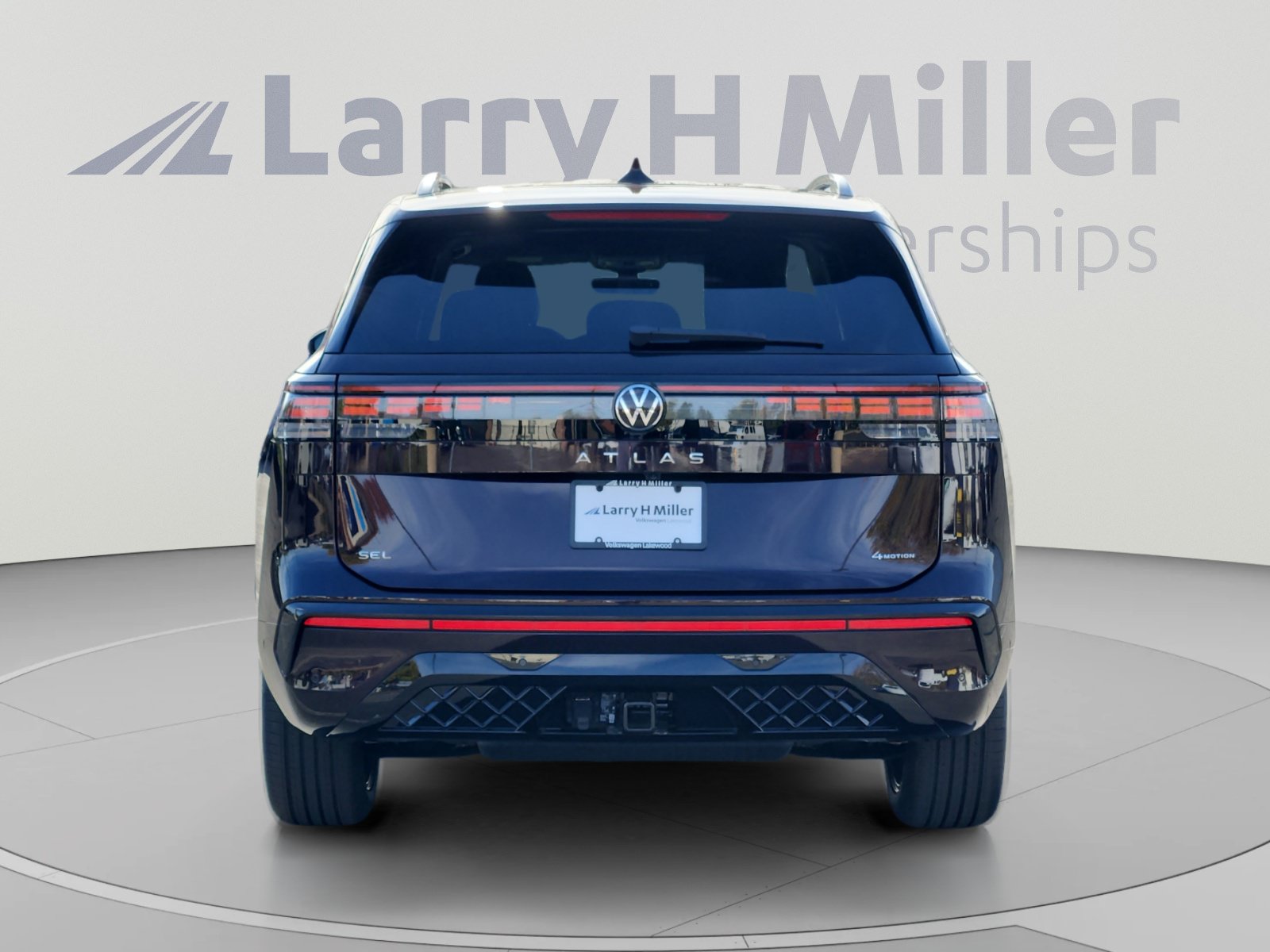 New 2027 Volkswagen Atlas SEL Premium R-Line AWD/4WD image 4