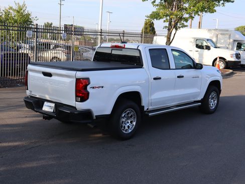 Used 2026 Chevrolet Colorado W/T w/ Advanced Trailering Package AWD/4WD image 10