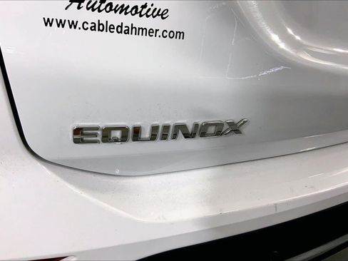 Used 2024 Chevrolet Equinox LT AWD/4WD image 8