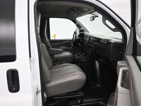 Used 2023 Chevrolet Express 3500 LS RWD image 36