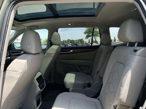 New 2026 Volkswagen Atlas SE FWD image 23
