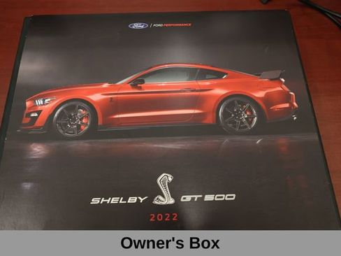 Used 2022 Ford Mustang Shelby GT500 w/ Carbon Fiber Track Pack RWD image 9