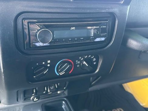 Used 2004 Jeep Wrangler 4WD image 37