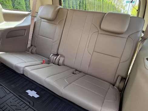 Used 2016 Chevrolet Tahoe LT w/ Luxury Package image 11