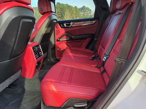 Used 2021 Porsche Cayenne GTS image 21