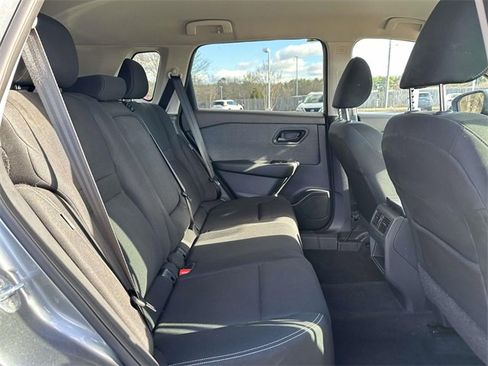 Used 2023 Nissan Rogue S image 13