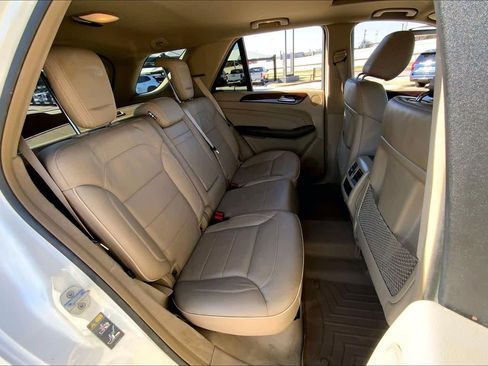 Used 2013 Mercedes-Benz ML 350 BlueTEC 4MATIC image 18