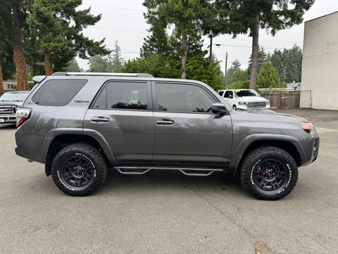 Used 2016 Toyota 4Runner TRD Pro image 8