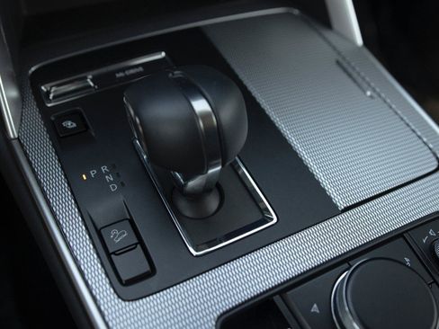 Used 2025 MAZDA CX-90 Plug-In Hybrid w/Premium Sport image 11