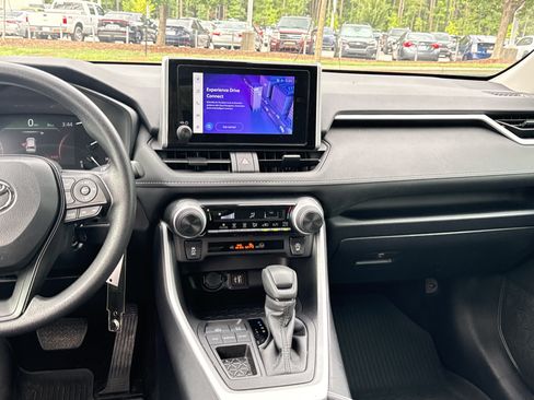 Used 2025 Toyota RAV4 LE FWD image 29