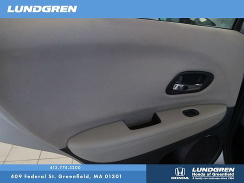 Used 2018 Honda HR-V LX image 26