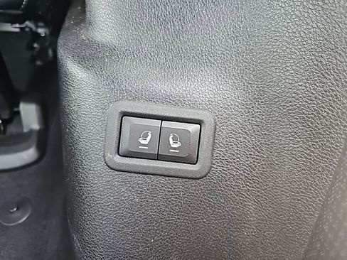 Used 2024 Jeep Wagoneer Series III image 30