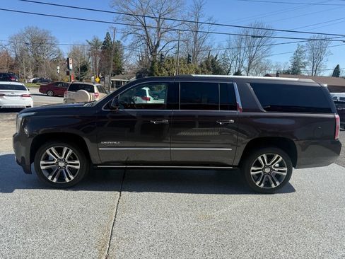 Used 2018 GMC Yukon XL Denali w/ Denali Ultimate Package image 5